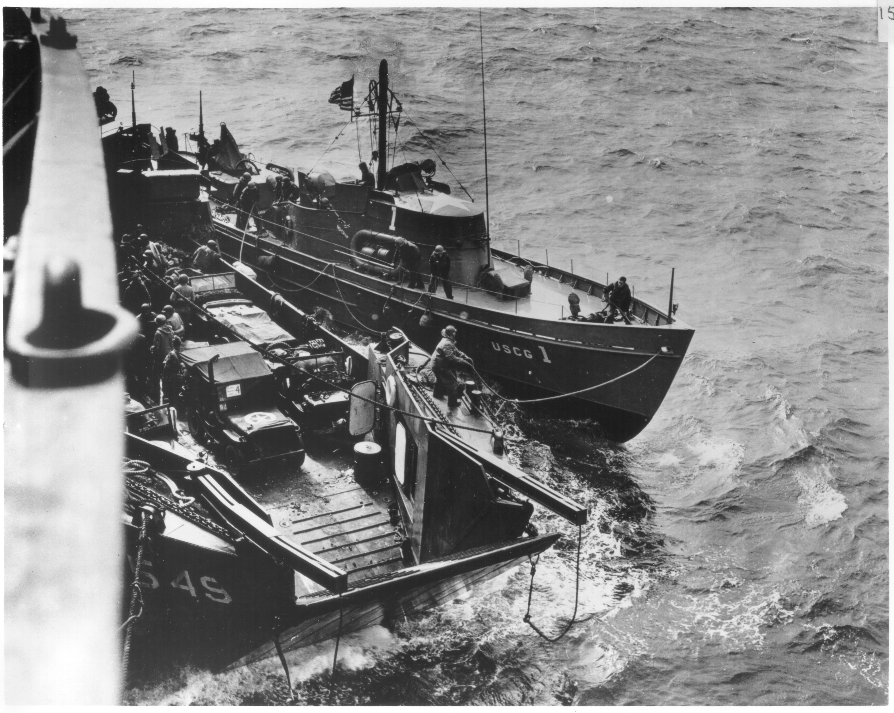 Close-up of 83-foot Coast Guard cutter CG-1 getting underway on D-Day. (U.S. Coast Guard) Close-up of 83-foot Coast Guard cutter CG-1 getting underway on D-Day. (U.S. Coast Guard)